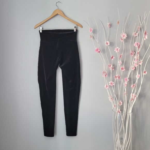 SPANX Velvet Leggings - Picture 5 of 13